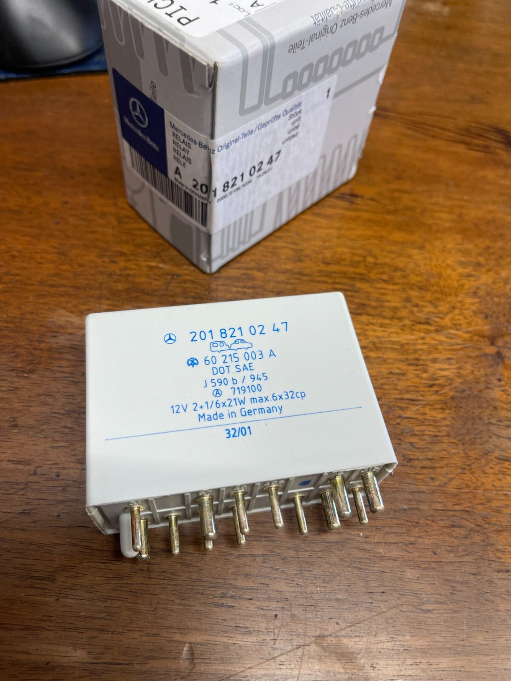 86-99 Mercedes W124 300TE 560SEL S420 C280 Blinker Hazard Wiper Fuse Relay OEM