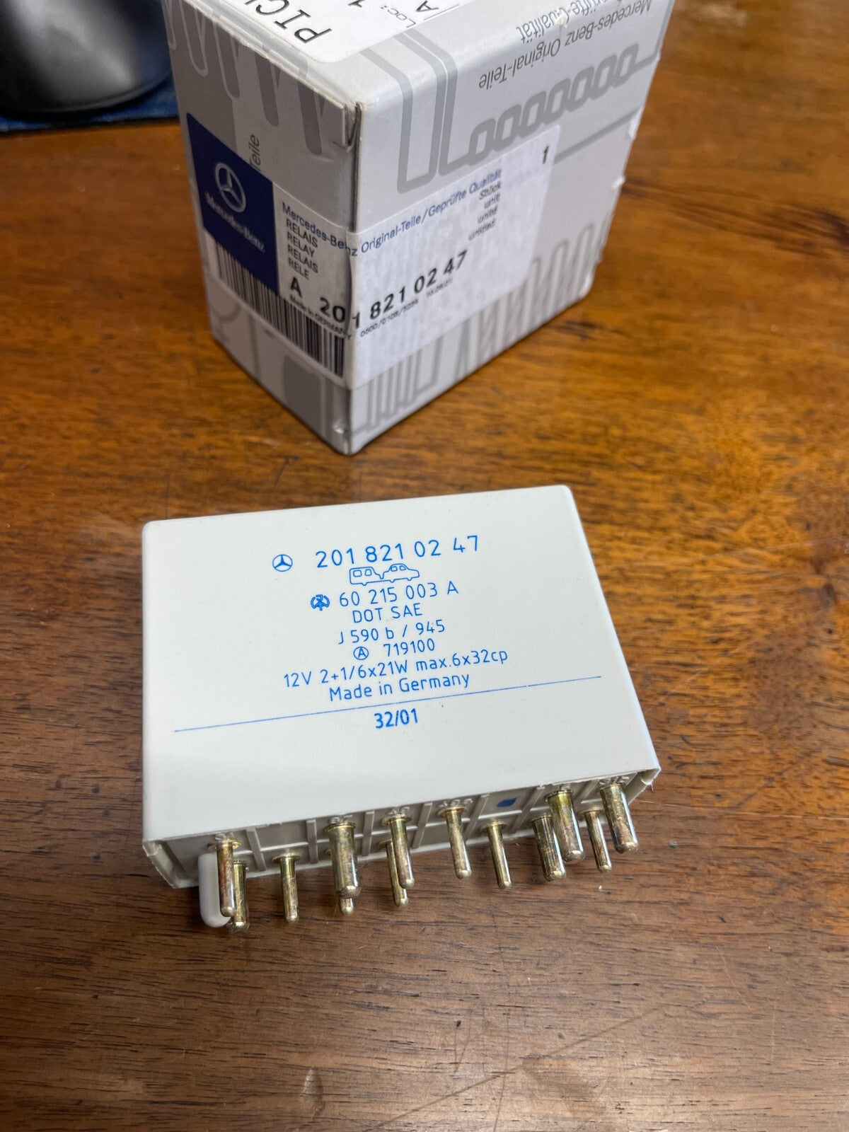 86-99 Mercedes W124 300TE 560SEL S420 C280 Blinker Hazard Wiper Fuse Relay OEM