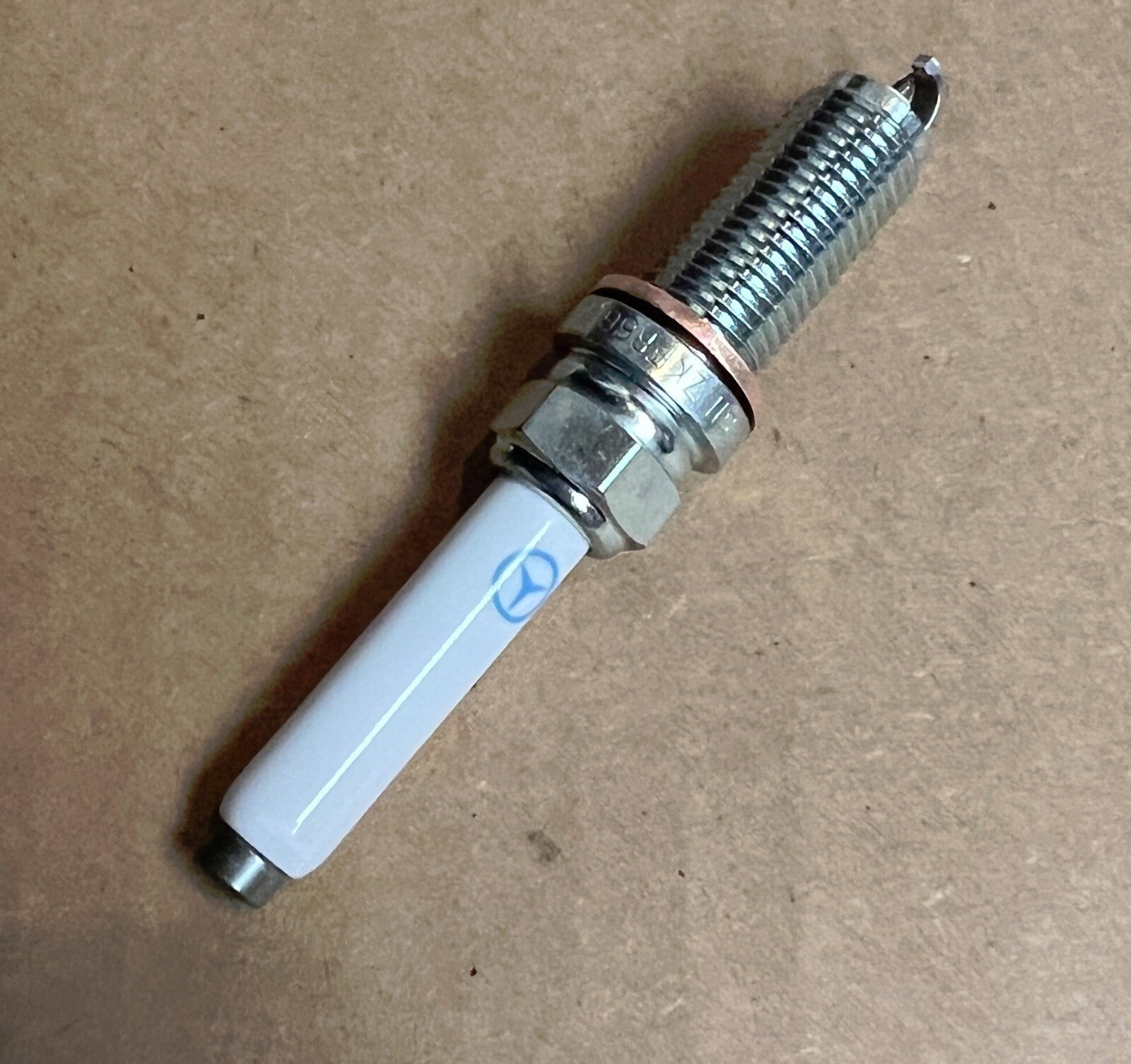 New Genuine OEM Mercedes  A2701590600  - Set of 6 Spark Plugs