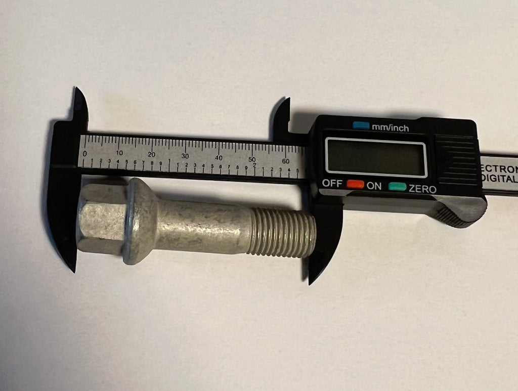 Set of 20 Genuine Mercedes-Benz Wheel Bolts OEM# 0009905307 Made in Germany