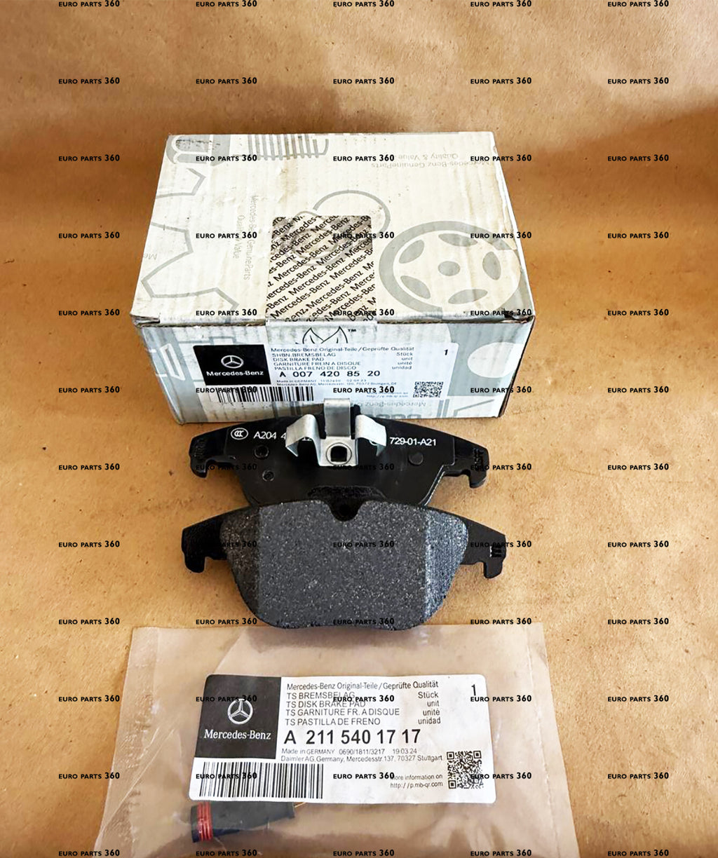 MERCEDES BENZ C300 C350 E250 SLC300 SLK250 SLK300 REAR BRAKE PADS WITH SENSORS